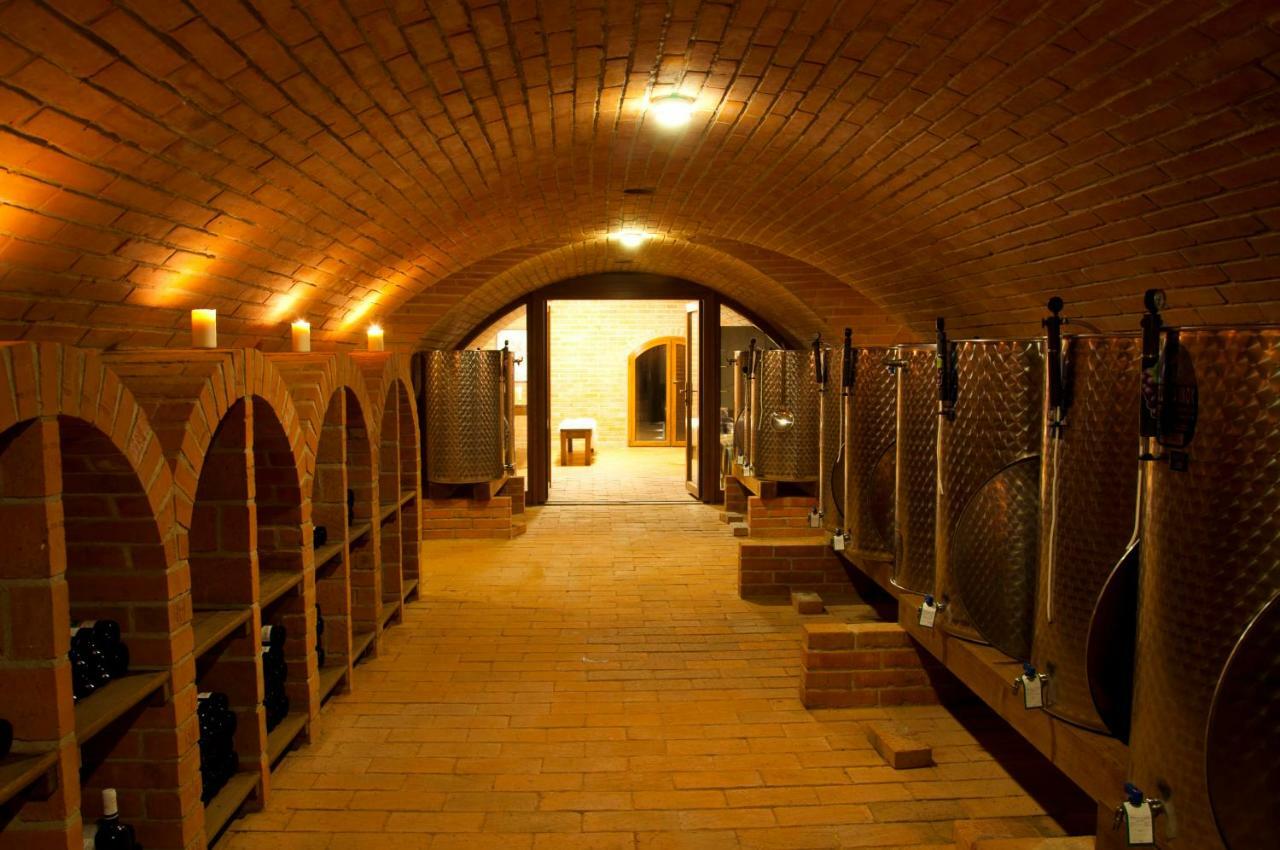 Penzion Krasny Sklep Znojmo Exterior foto
